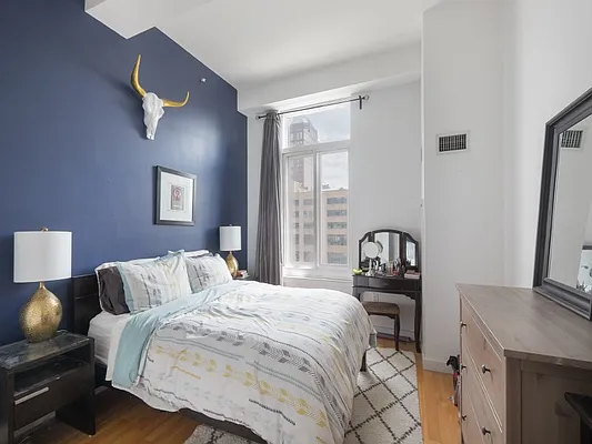 Rented by Sotheby's International Realty | media 12