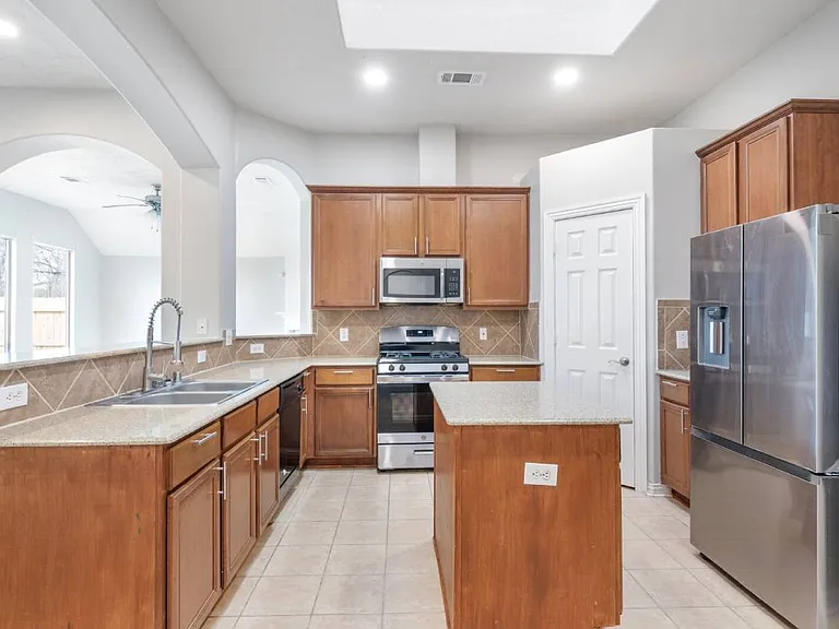 3107 Double Jack Ct — Photo 2