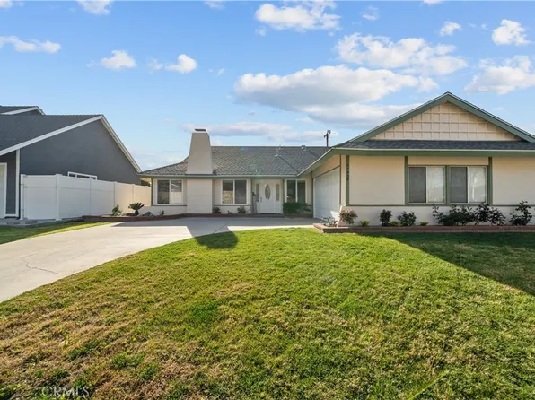 27939 Honeycomb Dr, Santa Clarita, CA 91350