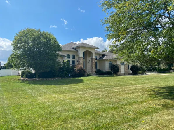 1129 Constitution Ave, Sturgis, MI 49091