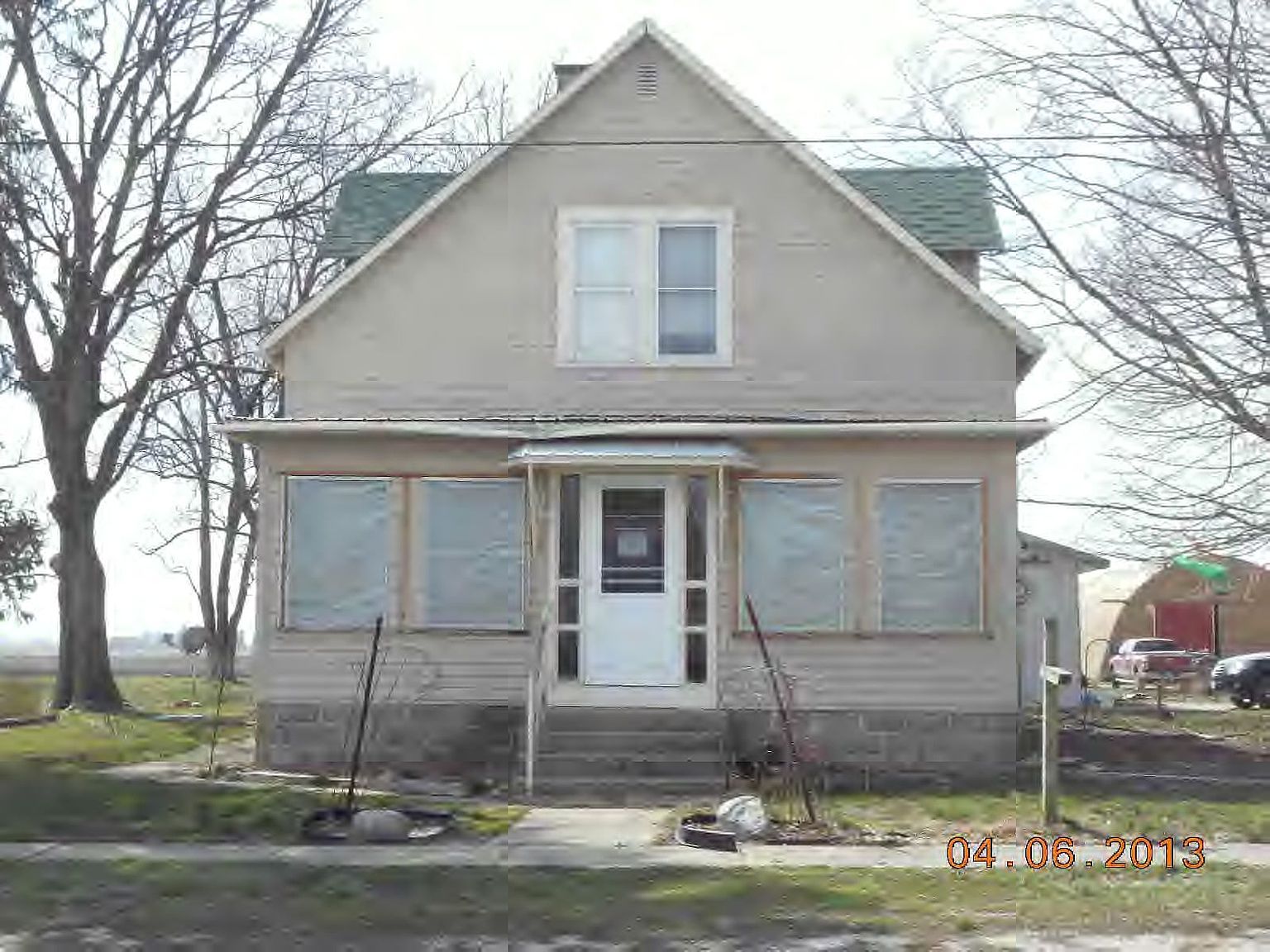 206 N Chicago St, Sidell, IL 61876 | Zillow