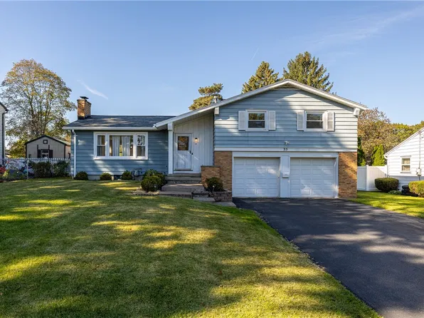 35 Shadowbrook Dr, Rochester, NY 14616