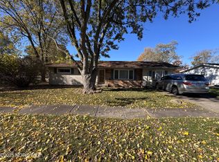 110 Mount Vernon Pl, Walbridge, OH 43465