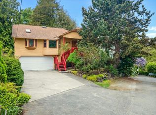 12013 Tg Smilowicz, Seattle, WA 98125