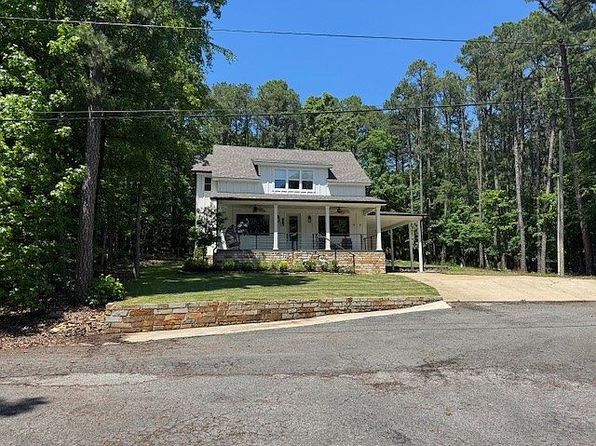 110 Lakeview Dr
