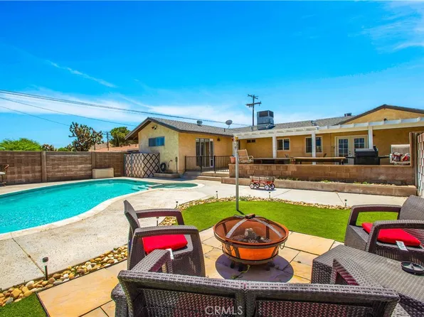 56990 Navajo Trl, Yucca Valley, CA 92284