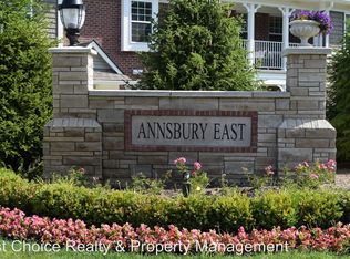 54171 Bay Point Dr, Shelby Township, MI 48316