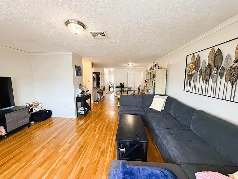618 Boston Ave #4 — Photo 4