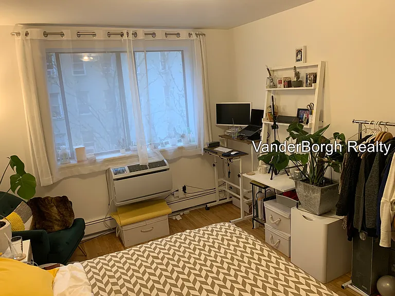 151 E 3rd St #4C — Photo 7