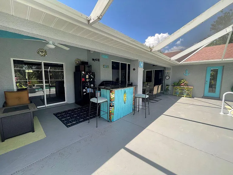 2119 SW 14th Ter — Photo 11