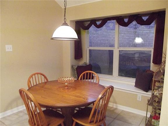 3rd image of 2712 Watercress Dr