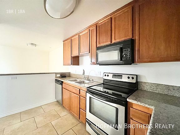 2nd image of 14116 Burbank Blvd #303A