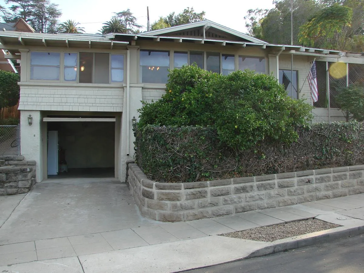 front of house - 8101 Fairview Ave
