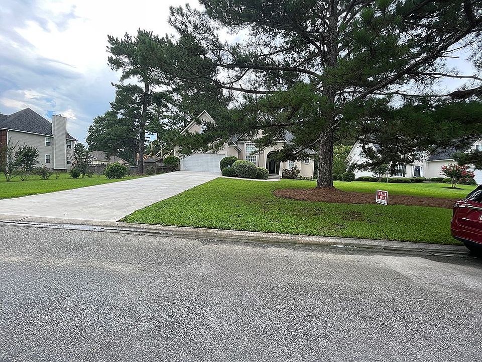 1st image of 150 Montrose Dr