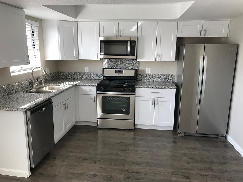 1st image of 4774 33rd St