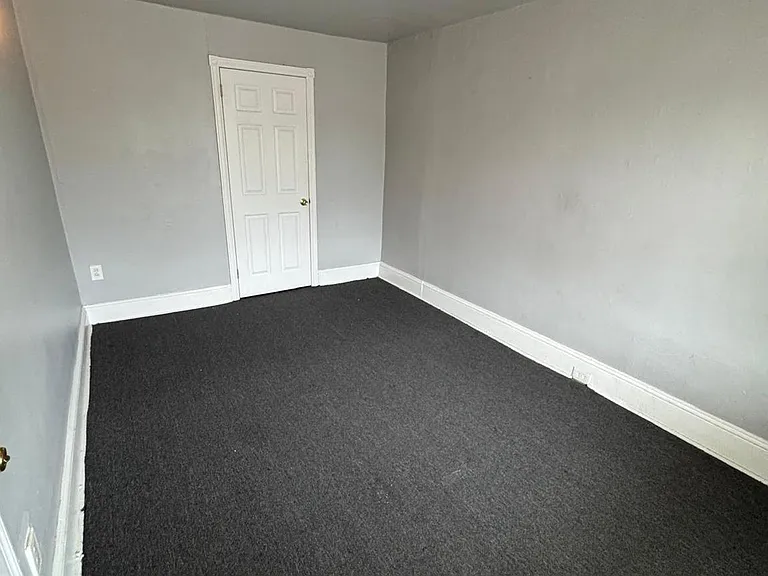 533 Buttonwood St — Photo 12