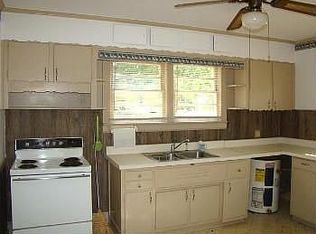 951 Howard Ave, Asheboro, NC 27205
