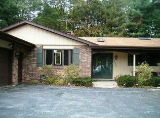 24434 S Deer Run Trl, Crete, IL 60417