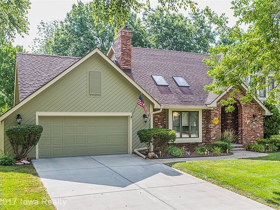 3rd image of 5849 S Winwood Dr