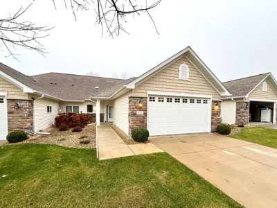 922 Briarwood Dr, Red Wing, MN, 55066