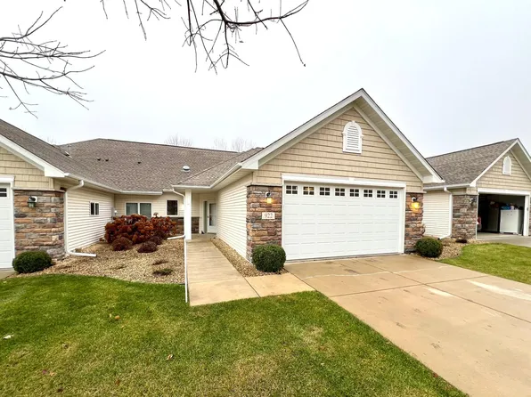 922 Briarwood Dr, Red Wing, MN 55066