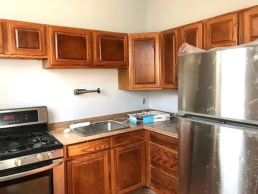 Rented by Proper Real Estate, LLC | media 5