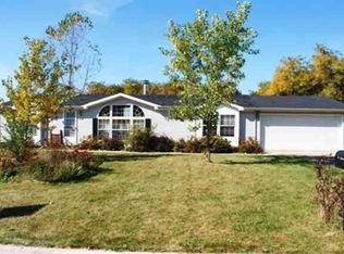 415 Railroad St, Rio, WI 53960