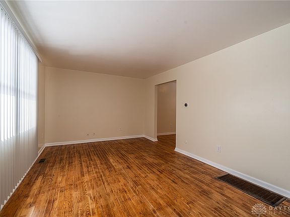 5th image of 5143 Lounsbury Dr