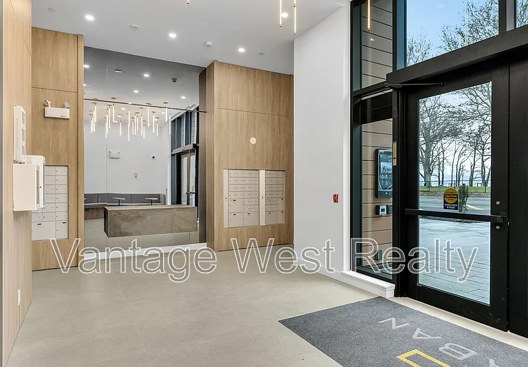 3389 Lakeshore Rd #216 — Photo 16