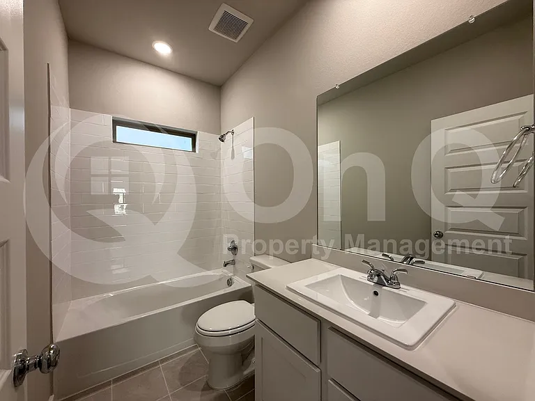 1004 Knox River Dr — Photo 18