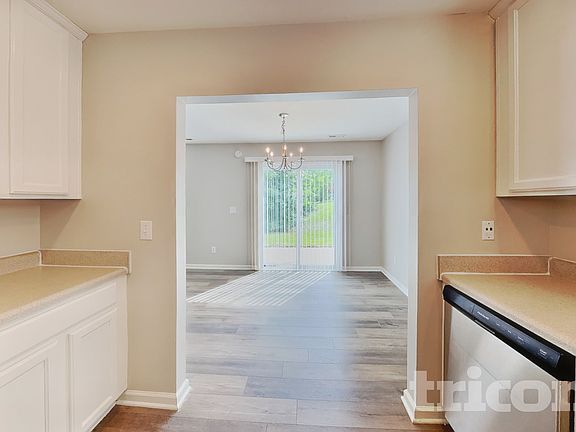 5th image of 4008 Laurel Glen Dr