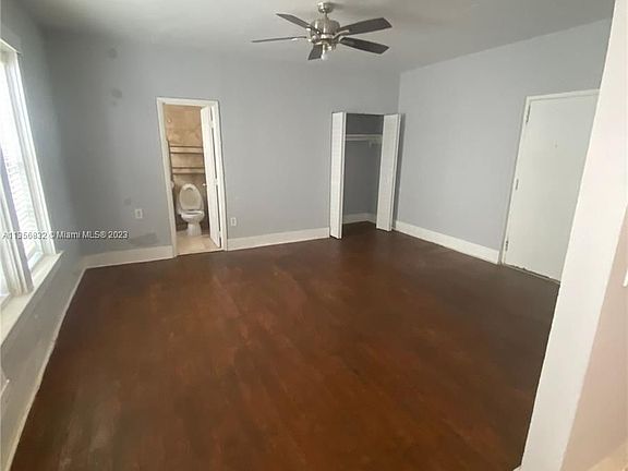 5th image of 1319 Meridian Ave APT 106