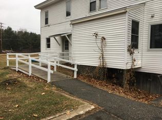 15 Summer St APT 5, Farmington, NH 03835
