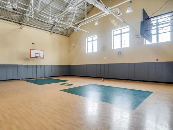 341 Monmouth Street image 14 of 17