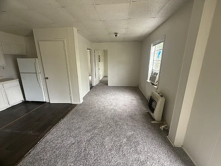 813 N University St #3 — Photo 6