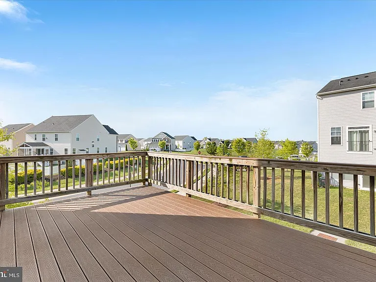 109 Splendor Garden Way — Photo 13
