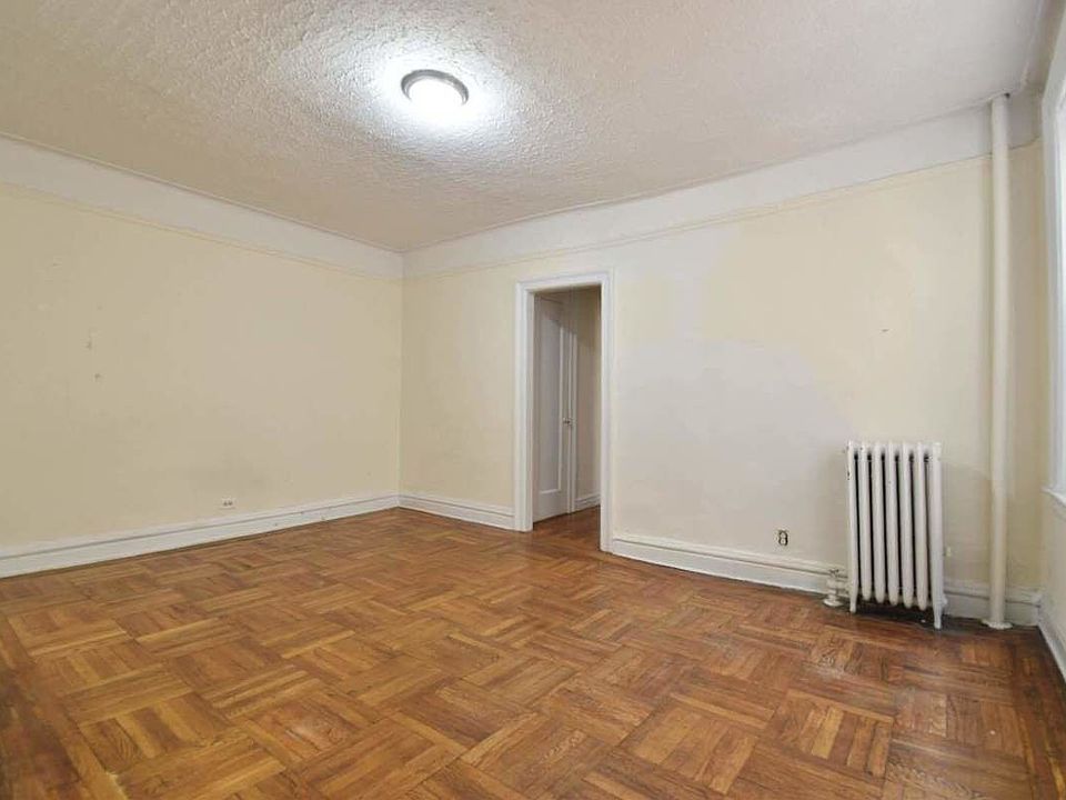 1st image of 56 Bennett Ave APT 3G