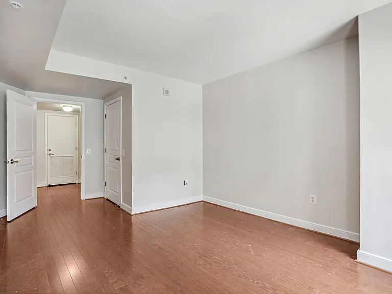 616 E St NW #402 — Photo 12