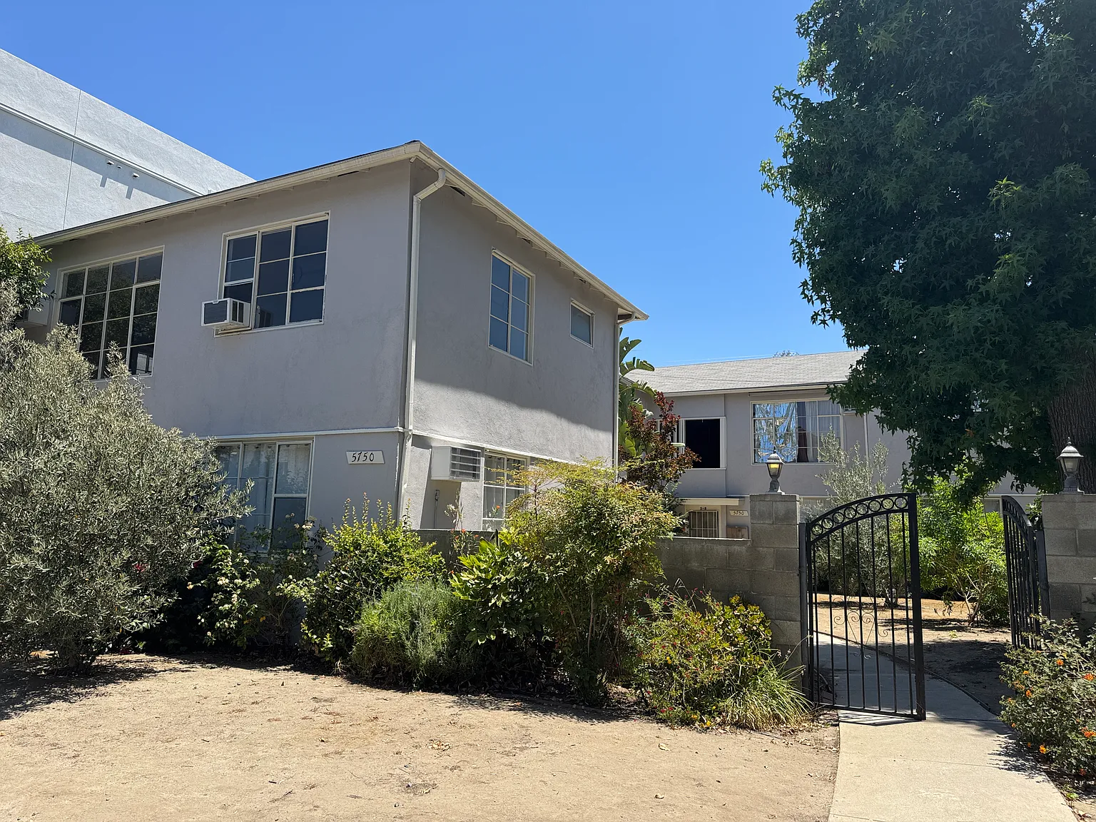 1 bed, 650 sqft, $2,100 — Photo 1