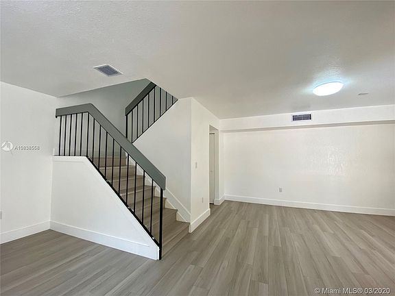 4th image of 8098 NW 99th Ter #0