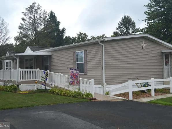 3450 Mountain Rd Lot 47, Hamburg, PA 19526