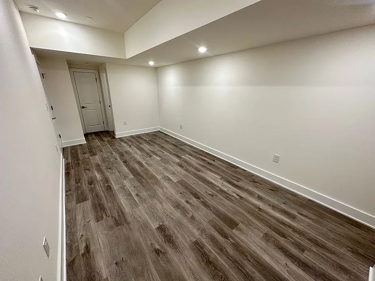 1115 N American St #C1 — Photo 12