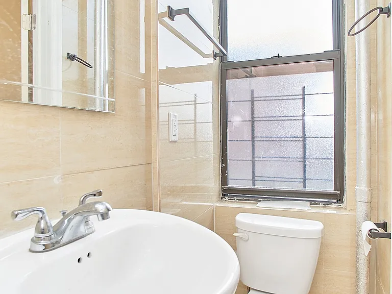 615 W 183rd St #3 — Photo 10
