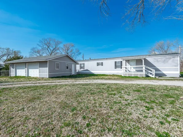 818 W 81st St S, Haysville, KS 67060