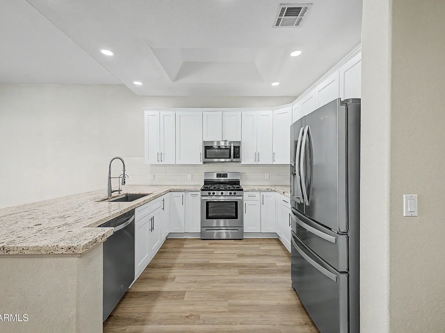 2 bed, 2.0 bath, 1339 sqft, $2,100 — Photo 4