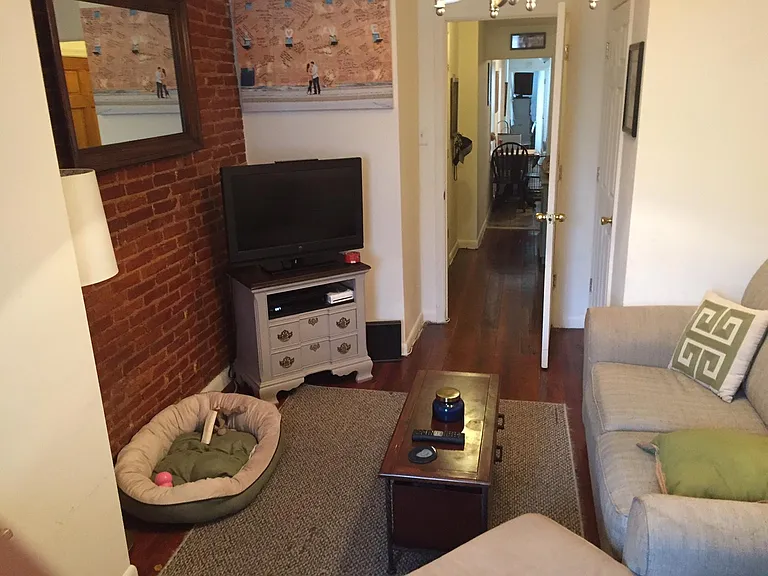 1808 E Pratt St #1 — Photo 2