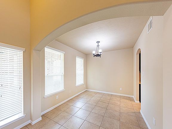 4th image of 20230 Galena Falls Dr