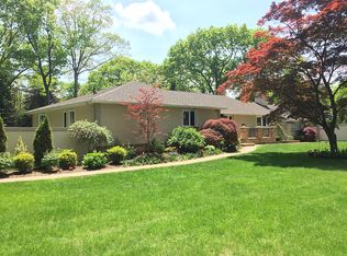 280 Burr Rd, Commack, NY 11725