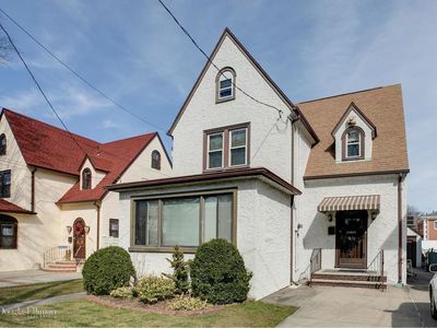 2817 210th Pl, Flushing, NY, 11360