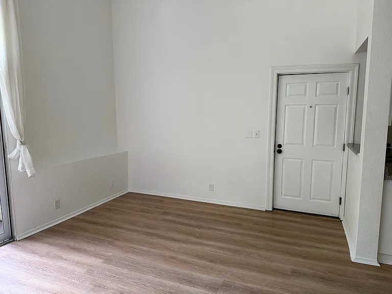 1245 N Cherokee Ave #12 — Photo 3